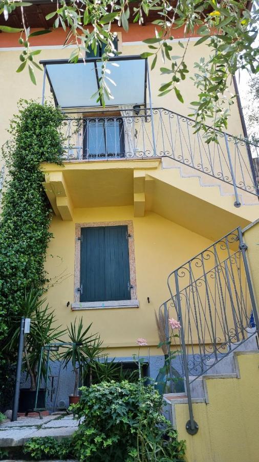 Ferienwohnung Casa Elsa Torri Del Benaco Exterior foto